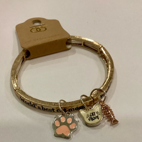 Jewelry - Worlds Best Cat Mom Gold Tone Stretch Charm Bracelet